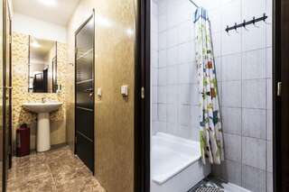 Гостиница Nord Kapp Nevsky Санкт-Петербург Четырехместный номер-5